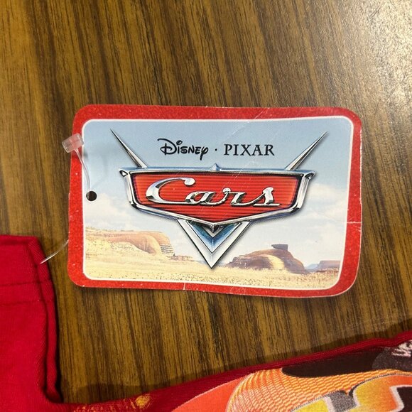 Disney Pixar Cars Boys Size 2T Lightning McQueen Red Cool NWT - Picture 5 of 7